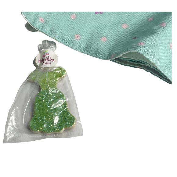 American Girl Today COCONUT COOKING ACCESSORIES Baking Chef Hat Scarf Cookie BOX - Picture 4 of 10